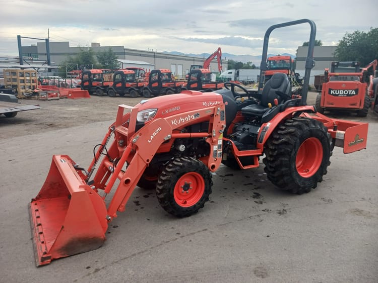 2022 KUBOTA LX3310HSD – PACKAGE DEAL